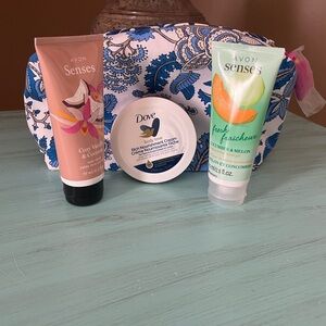 Estée Lauder Blue Floral Cosmetic Bag And Skincare Products. (NWOT)